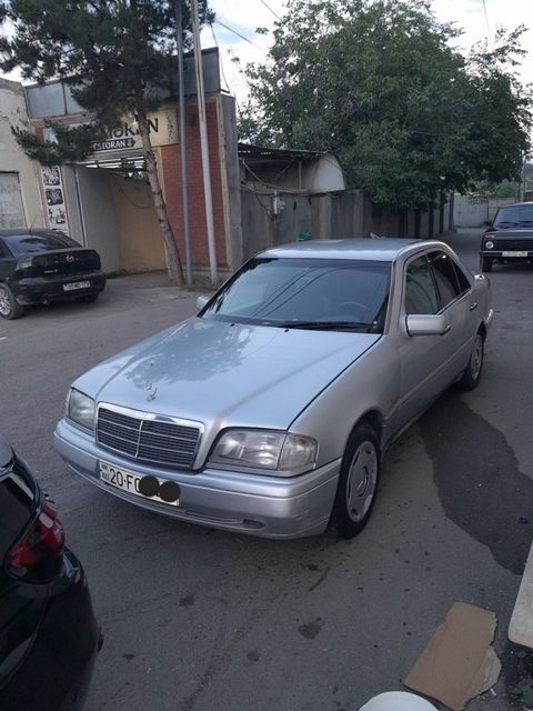Mercedes C 200, 2.0 L, 1994 il, 638 000 km — Gəncə