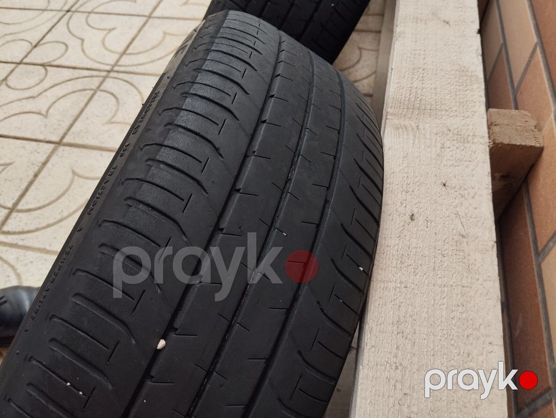 Toyota təkərləri 195/65 R15 — Ehtiyat hissələri və aksesuarlar, Bakı (7)