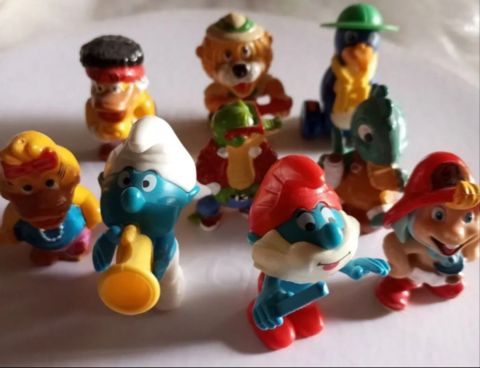 Kinder Surprise fiqurları — Bakı