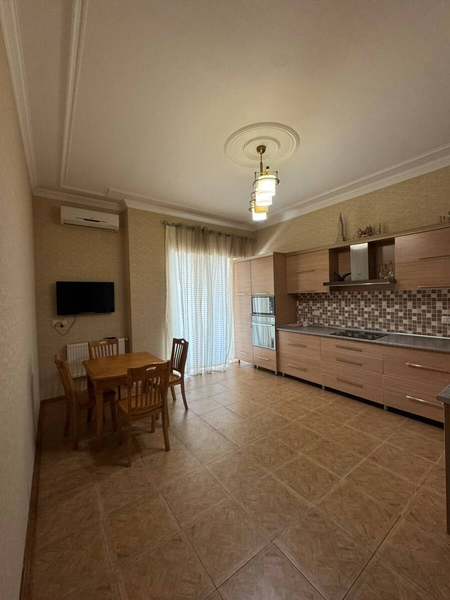 İcarəyə verilir 4 otaqlı yeni tikili 190 m² — Mənzil, Bakı (7)