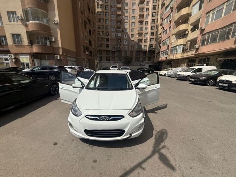 Hyundai Accent, 1.6 L, 2012 il, 218 815 km — Bakı