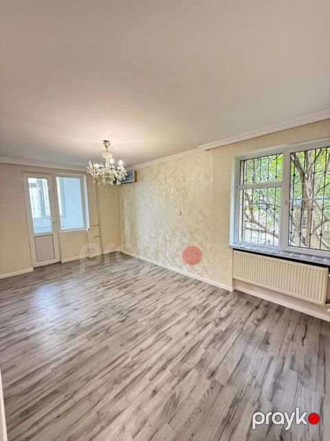 Satılır 3 otaqlı köhnə tikili 65 m²