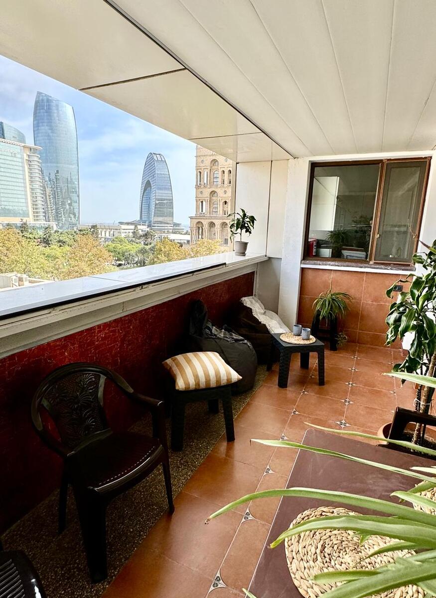 Satılır 3 otaqlı köhnə tikili 125 m² — Mənzil, Bakı (10)