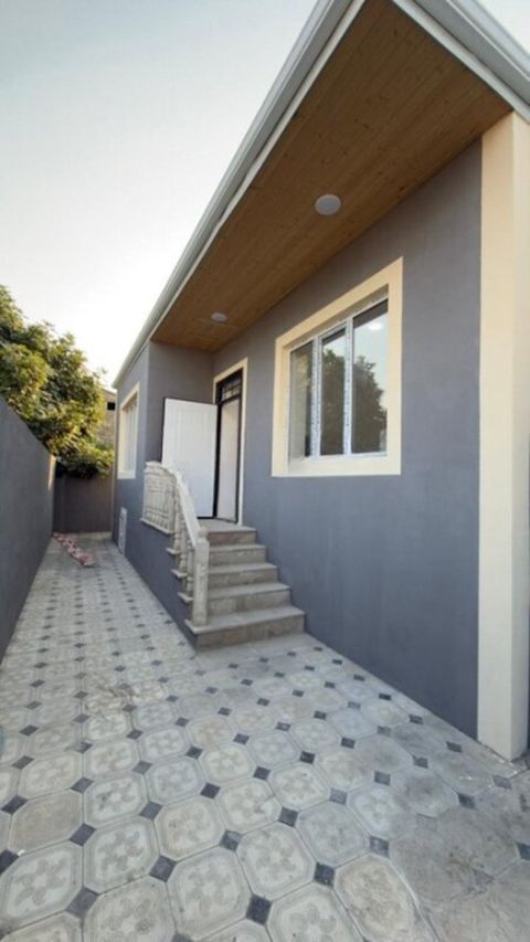 Satılır 3 otaqlı həyət evi/bağ evi 90 m² — Bakı