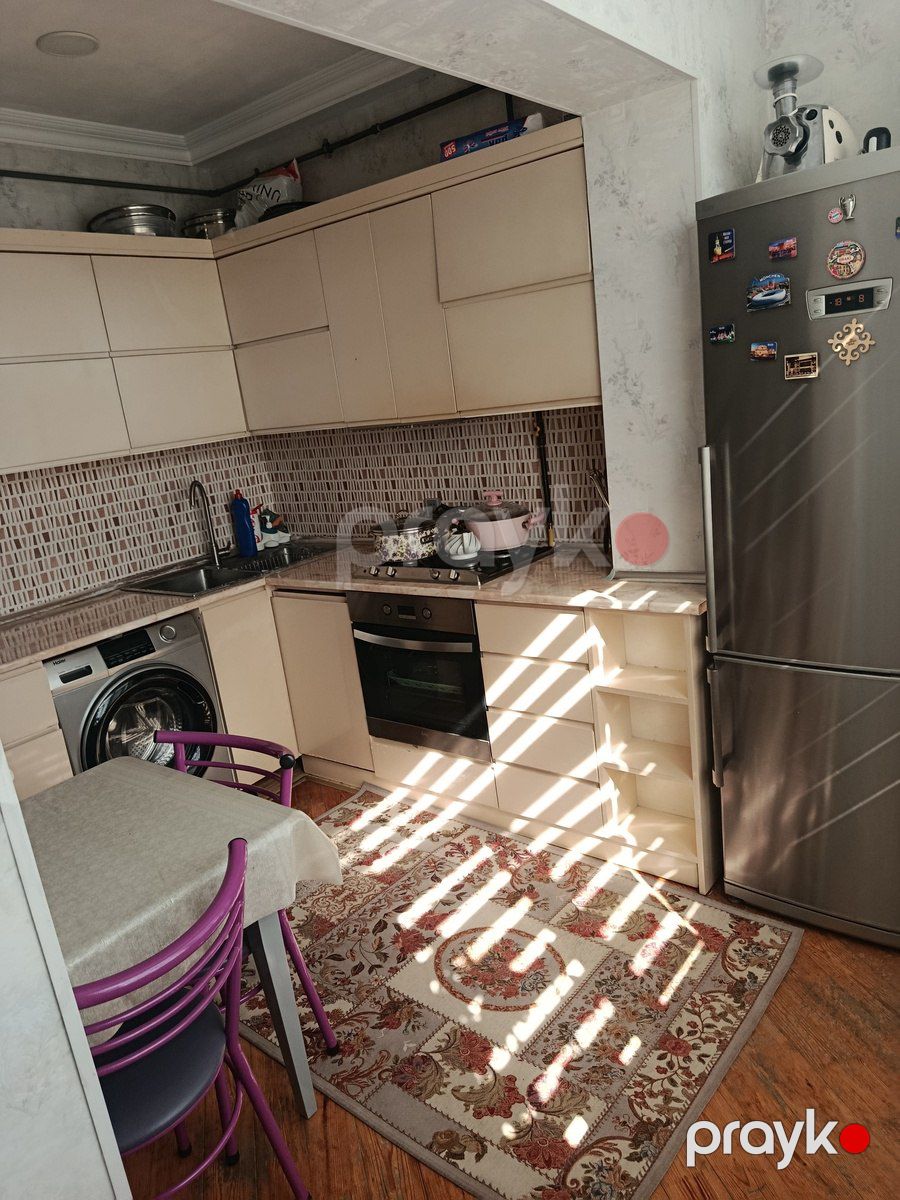 Satılır 2 otaqlı köhnə tikili 50 m² — Mənzil, Bakı (10)