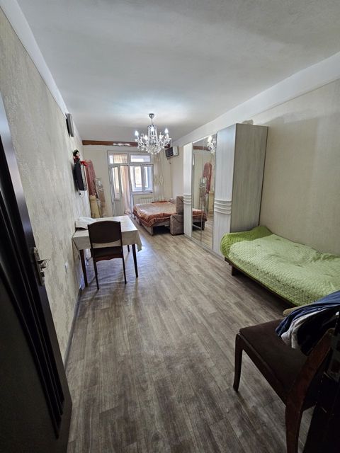 Satılır 1 otaqlı köhnə tikili 47 m² — Bakı