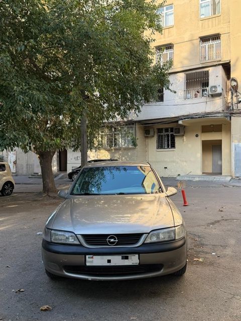 Opel Vectra, 1.8 L, 1996 il, 280 000 km — Bakı