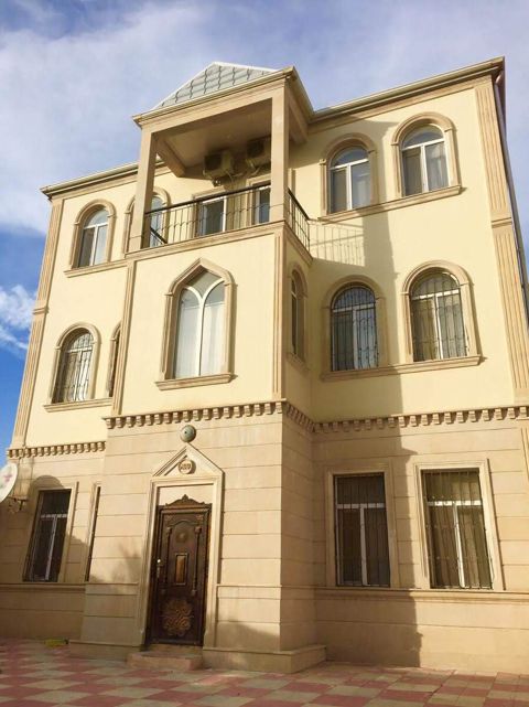 Satılır 6 otaqlı həyət evi/bağ evi 270 m² — Bakı