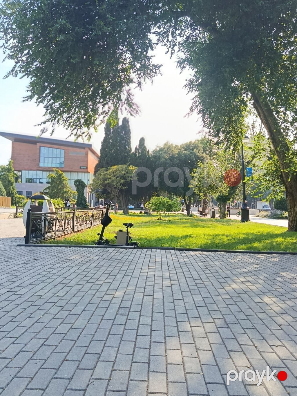 Elektrik skuter – oturacaqlı, ön far və arxa Stop işıqları ilə — Mopedlər və skuterlər, Bakı (2)