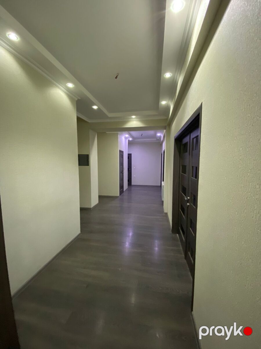 Satılır 4 otaqlı yeni tikili 180 m² — Mənzil, Bakı (12)