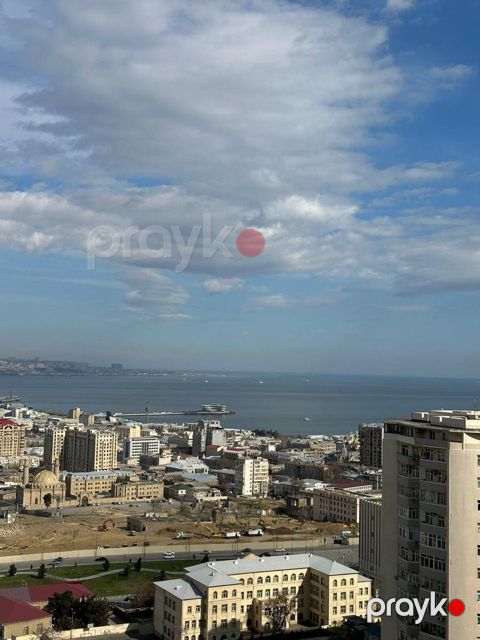 3-otaqlı yeni tikili, İsmayıl bəy Qutqaşınlı küç., 190 m²