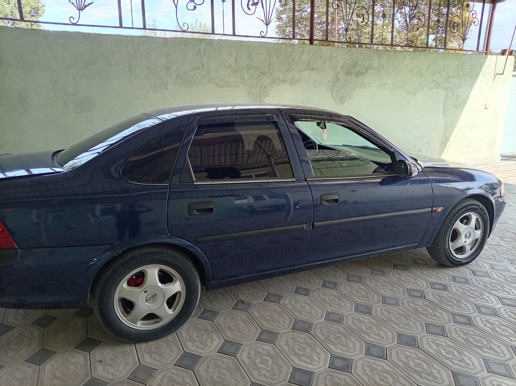 Opel Vectra, 1.6 L, 1998 il, 333 558 km — Avtomobillər, Qazax (11)