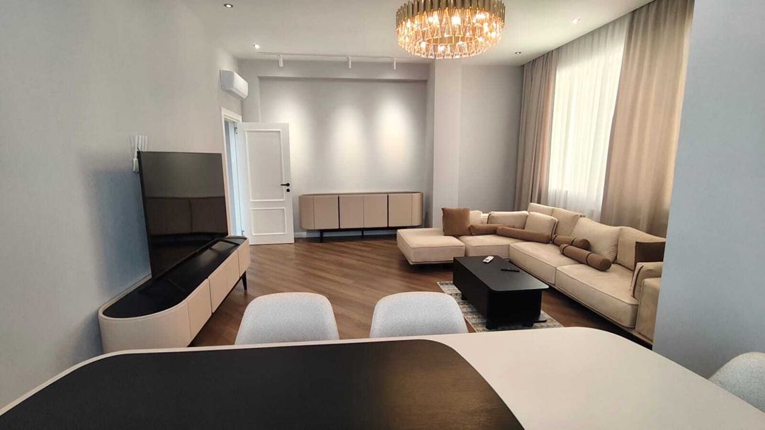 İcarəyə verilir 3 otaqlı yeni tikili 120 m² — Mənzil, Bakı (2)