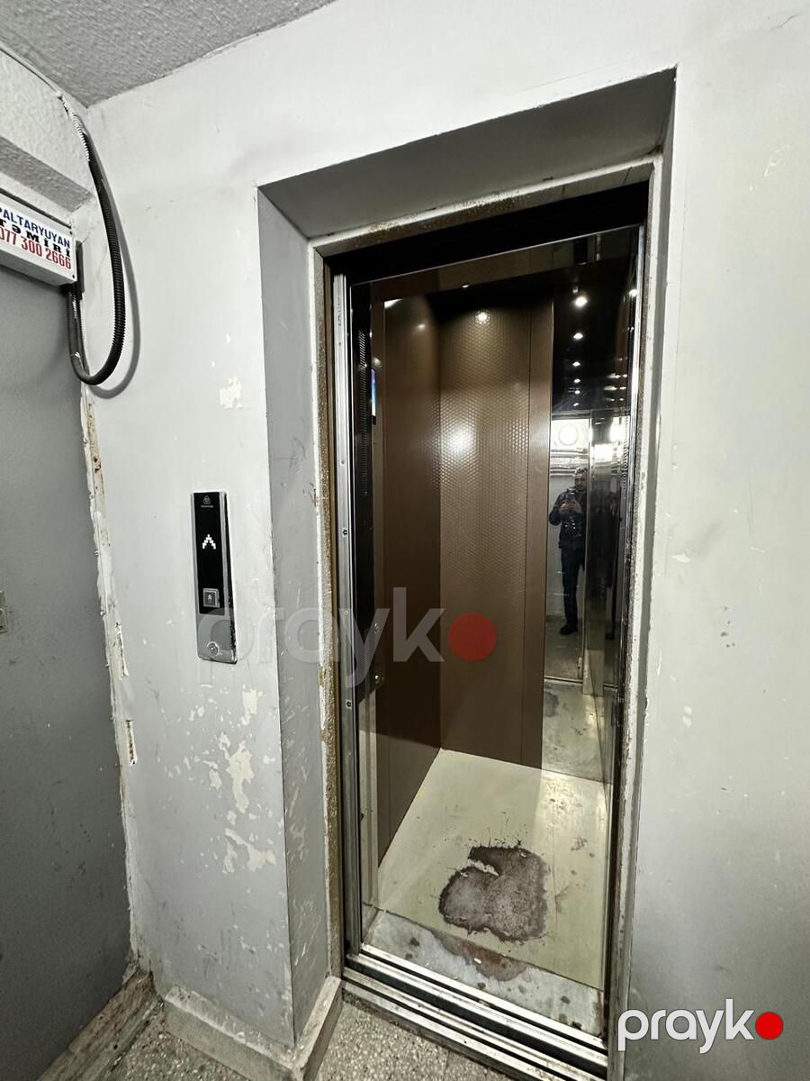 İcarəyə verilir 2 otaqlı köhnə tikili 65 m² — Mənzil, Bakı (11)
