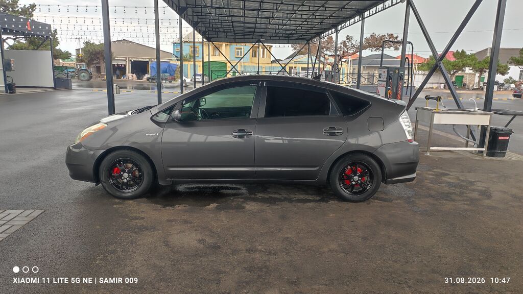 Toyota Prius: 1.6 l 2007 il Sedan — Avtomobillər, Digah (4)
