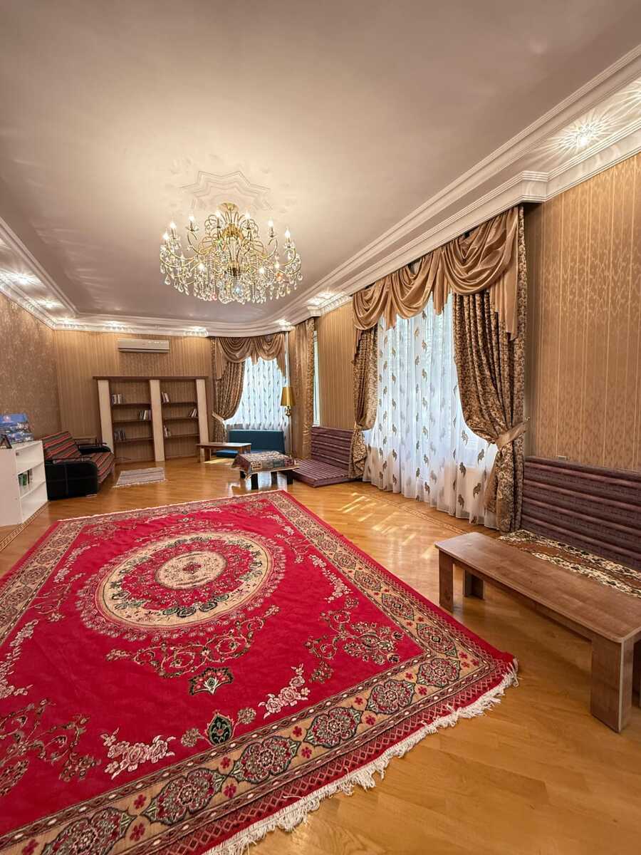 İcarəyə verilir 7 otaqlı yeni tikili 300 m² — Mənzil, Bakı