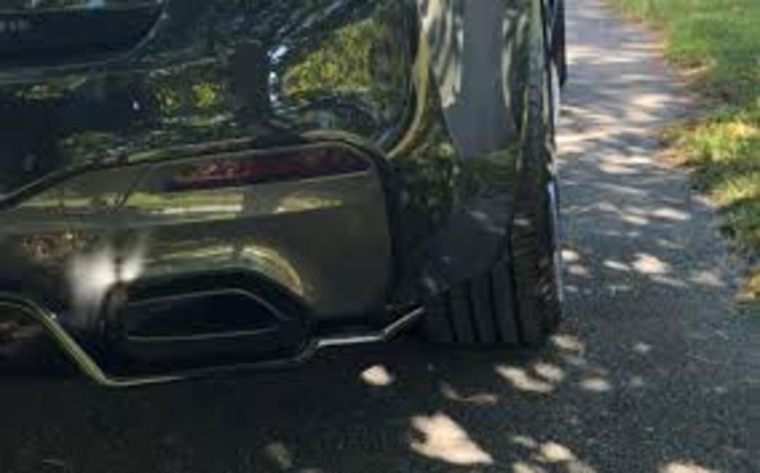 "BMW G30 G31" M tech səs boğucu başlıqları — Ehtiyat hissələri və aksesuarlar, Bakı (2)