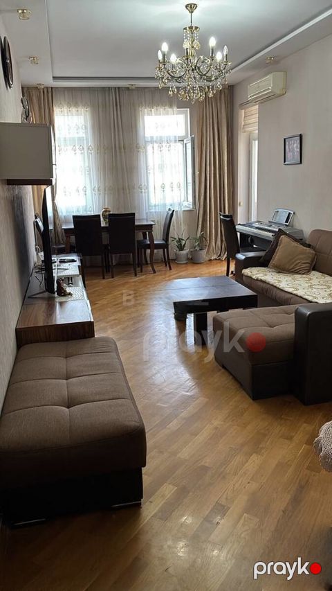 Satılır 2 otaqlı yeni tikili 90 m²