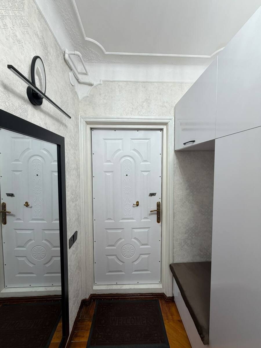Satılır 4 otaqlı köhnə tikili 112 m² — Mənzil, Bakı (2)