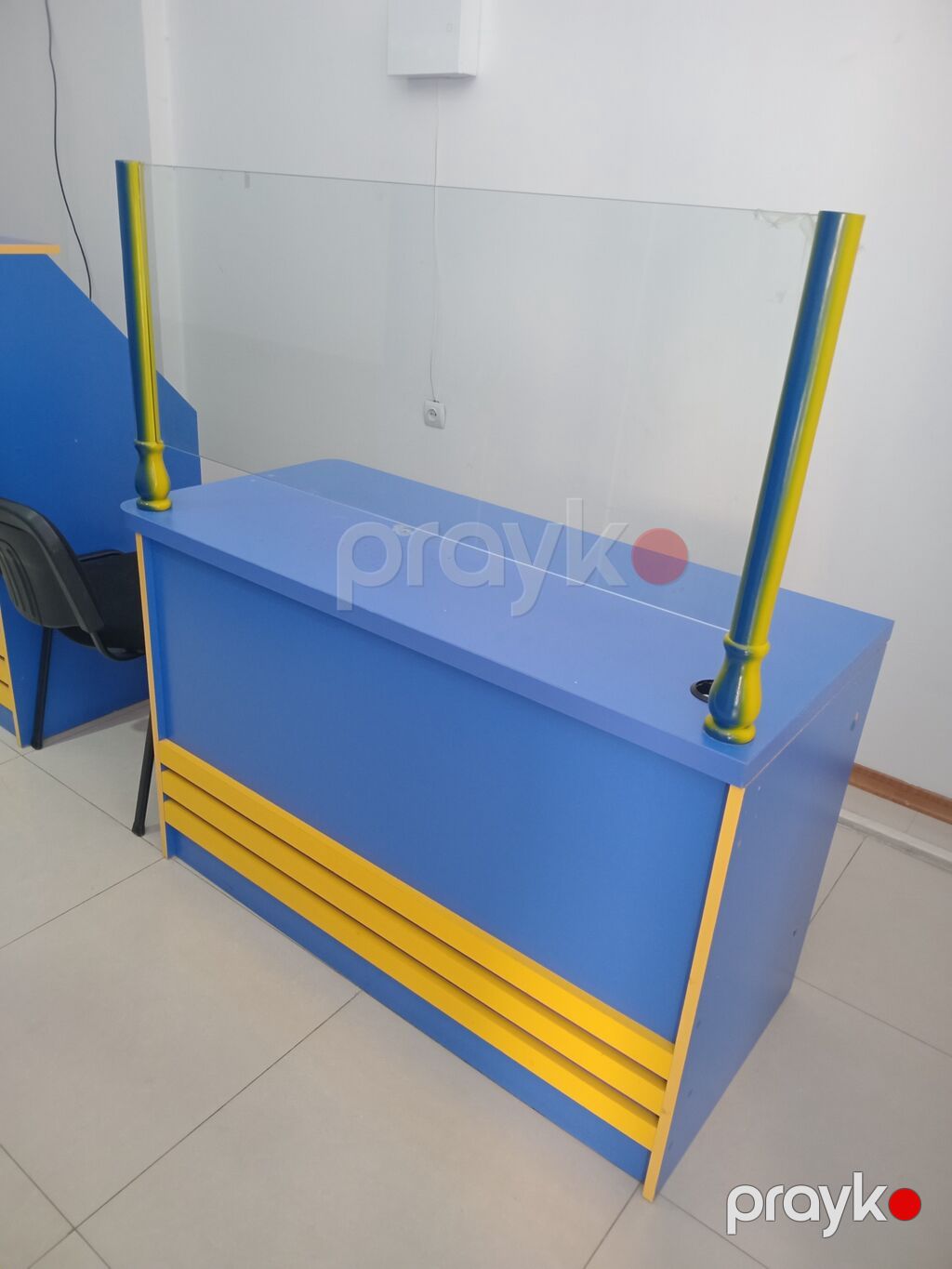Ofis mebelləri dəsti - 3 nəfərlik qara rəngli dəri/kilkote divan — Ofis mebeli, Bakı (10)