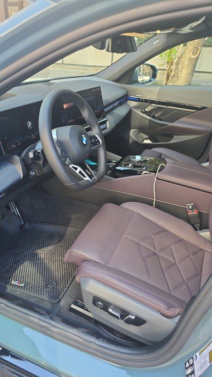 BMW 530, 2.0 L, 2025 il, 11 000 km — Avtomobillər, Bakı (5)