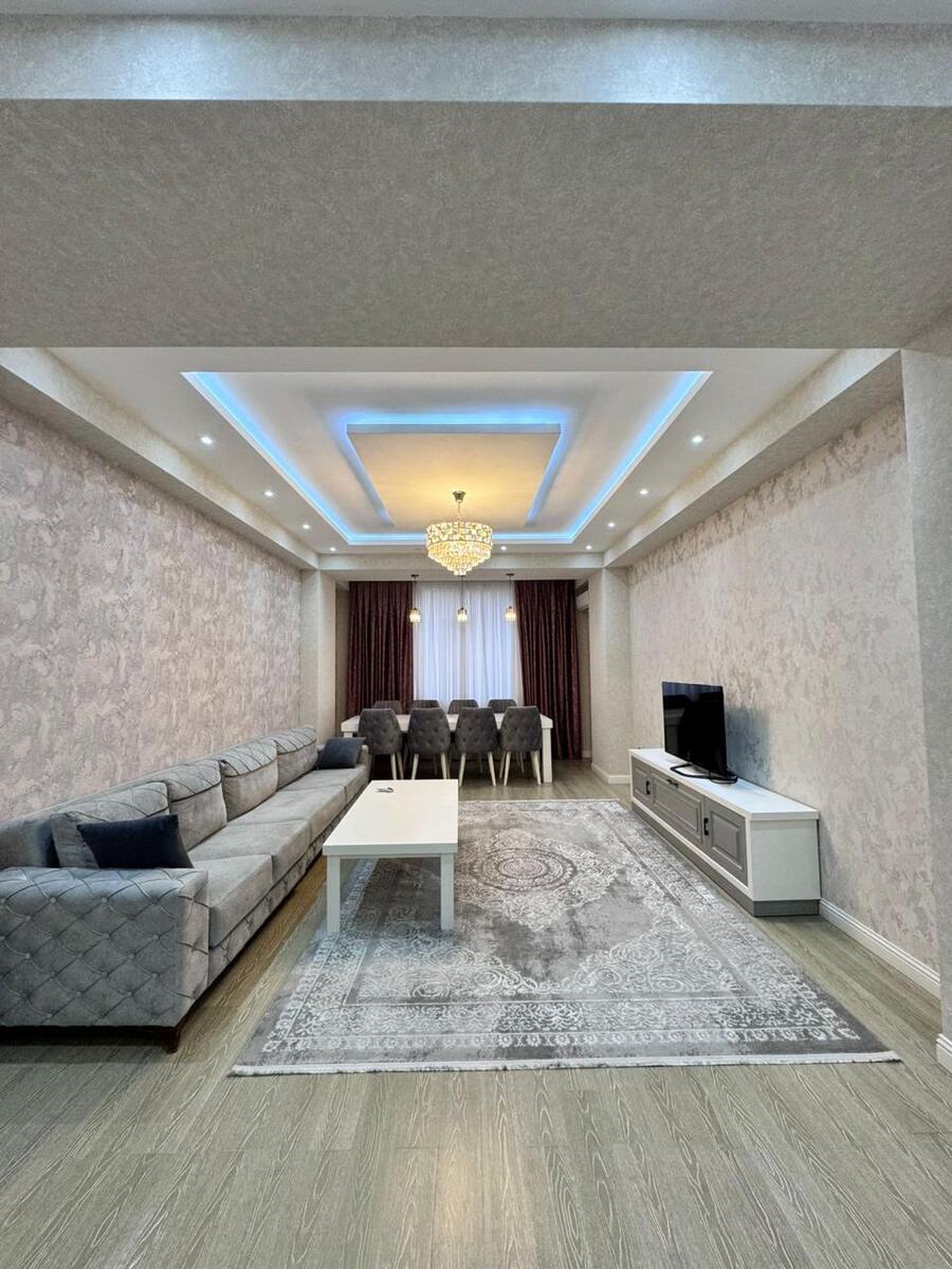 Satılır 3 otaqlı yeni tikili 165 m² — Mənzil, Bakı (2)