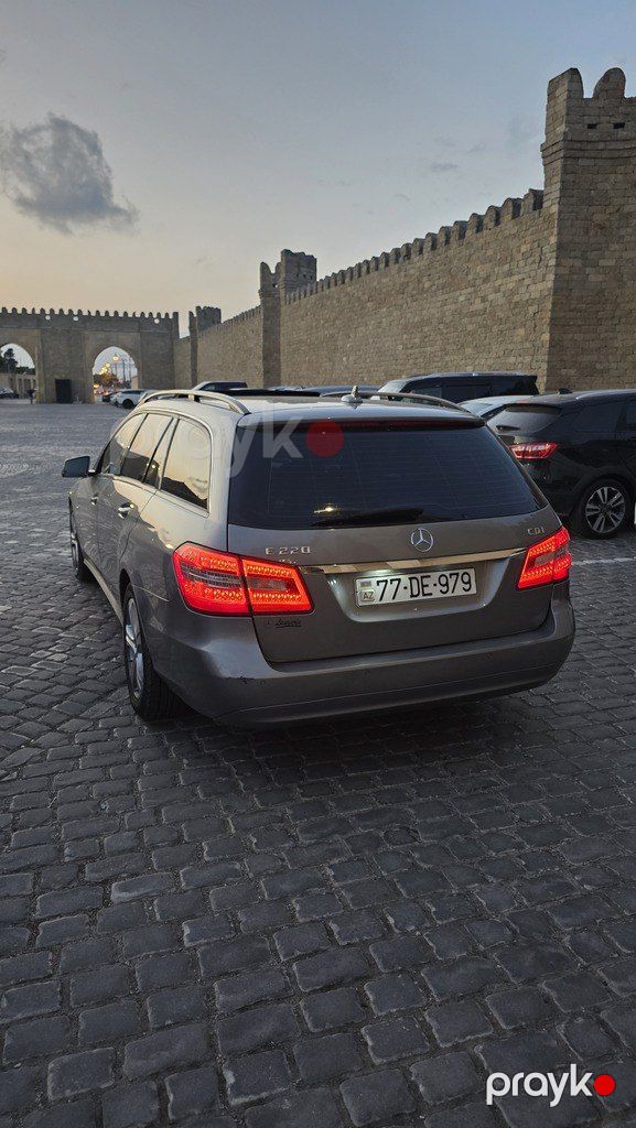 Mercedes E 220, 2.1 L, 2011 il, 366 000 km — Avtomobillər, Bakı (9)