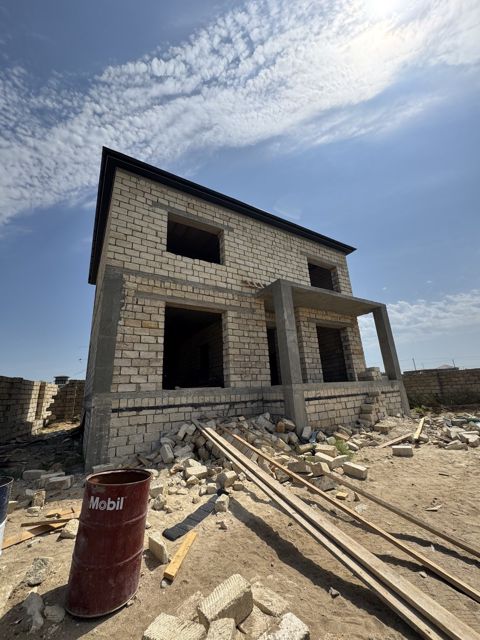 Satılır 6 otaqlı həyət evi/bağ evi 220 m² — Bakı