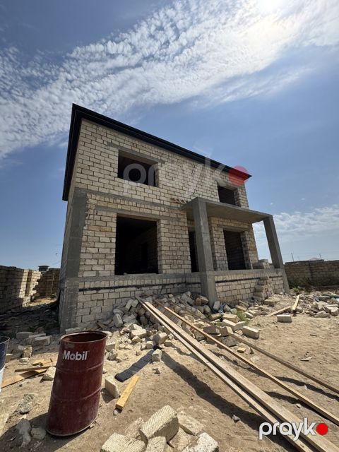 Satılır 6 otaqlı həyət evi/bağ evi 220 m²