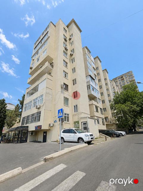 Satılır 5 otaqlı köhnə tikili 65 m²
