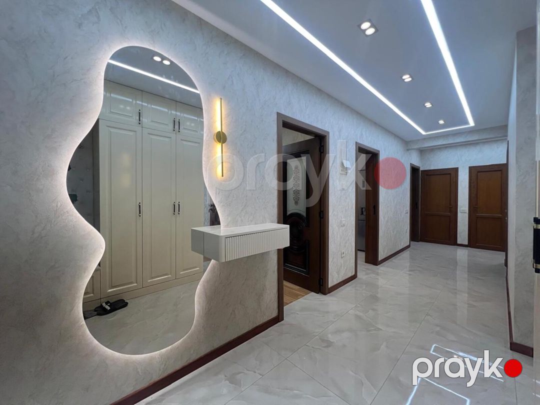 Satılır 5 otaqlı köhnə tikili 120 m² — Mənzil, Bakı (10)