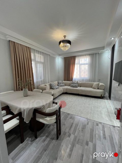 Satılır 4 otaqlı həyət evi/bağ evi 120 m²