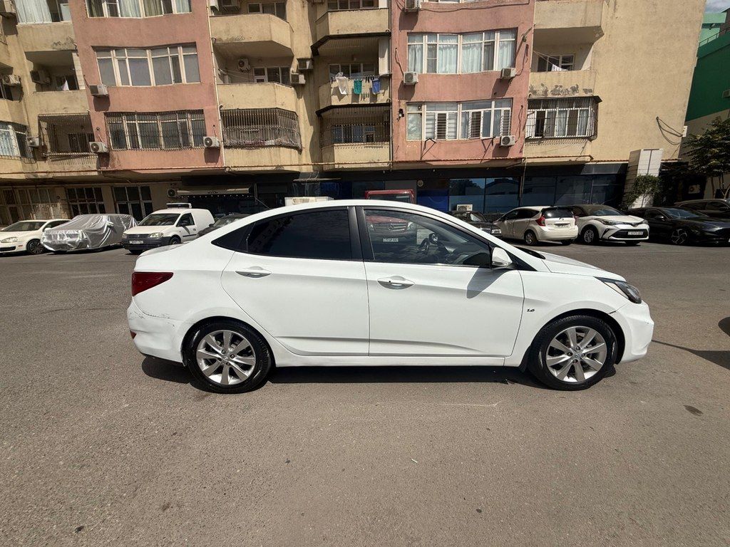 Hyundai Accent, 1.6 L, 2012 il, 218 815 km — Avtomobillər, Bakı (8)