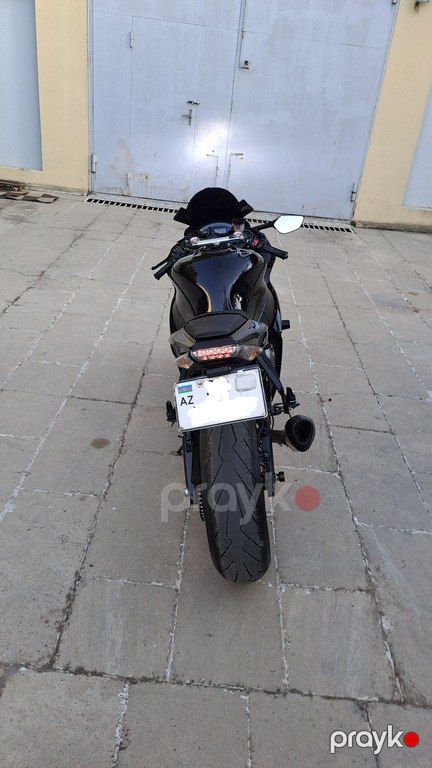 Kawasaki Ninja ZX-10R, 1000 sm3, 2011 il, 29 500 km — Motosikletlər, Bakı (6)