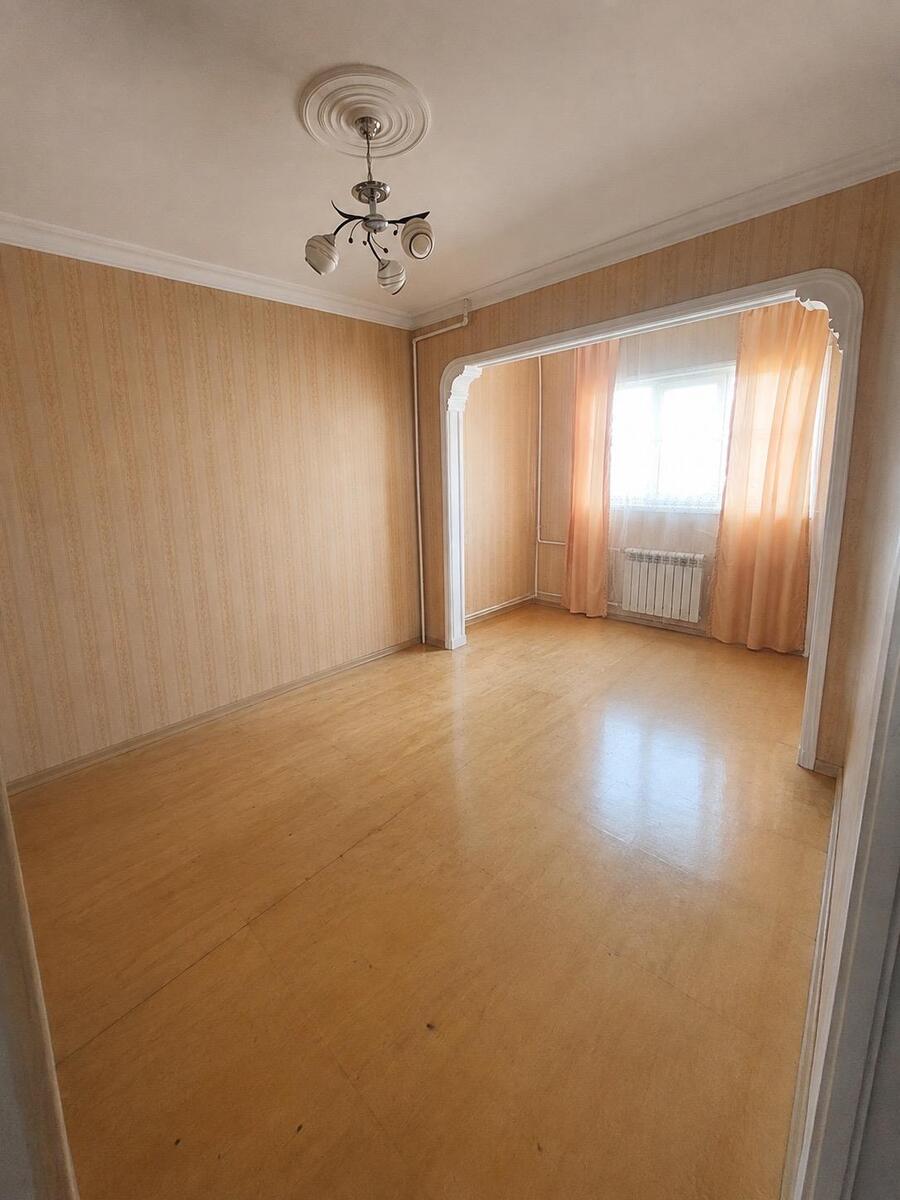 Satılır 2 otaqlı köhnə tikili 55 m² — Mənzil, Bakı (3)
