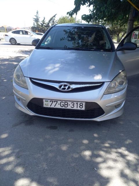 Hyundai i30, 1.4 L, 2010 il, 400 000 km — Bakı