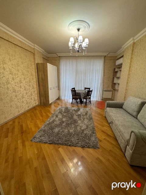 Satılır 2 otaqlı yeni tikili 82 m²