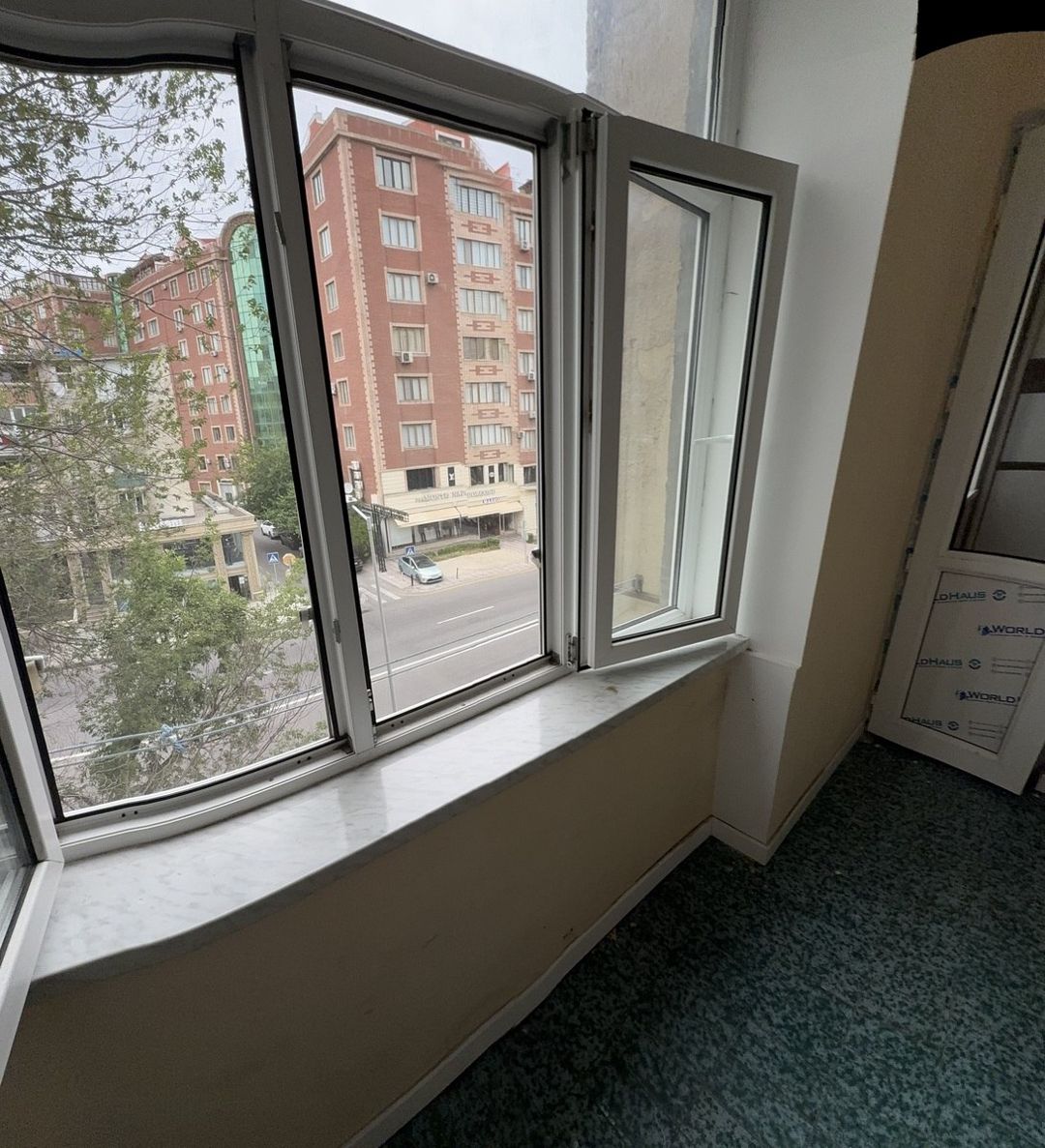 Satılır 2 otaqlı köhnə tikili 59 m² — Mənzil, Bakı (3)