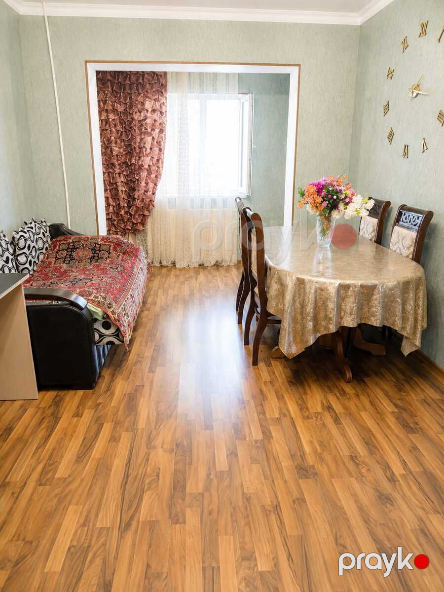 Satılır 2 otaqlı köhnə tikili 68 m² — Mənzil, Bakı (3)