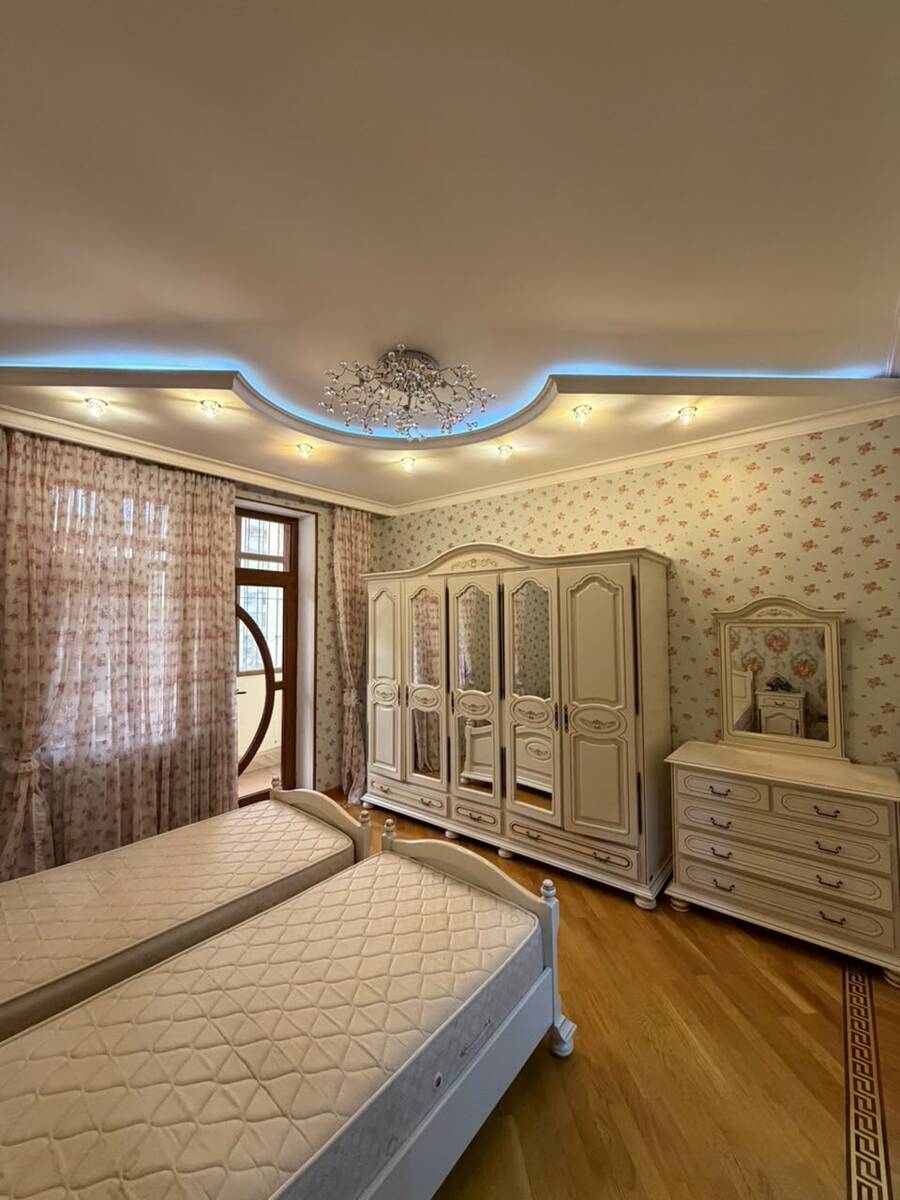 Satılır 4 otaqlı yeni tikili 172 m² — Mənzil, Bakı (10)