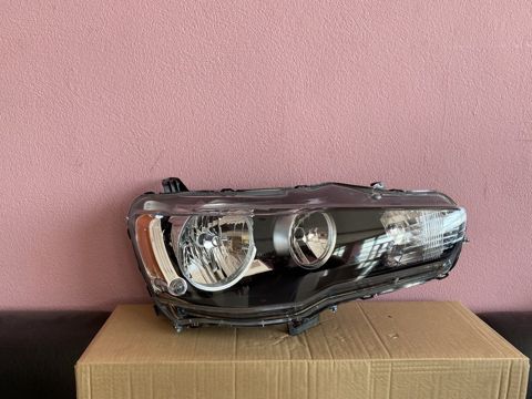 "Mitsubishi Lancer 2008" ön farası — Bakı
