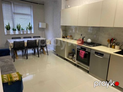 Satılır 2 otaqlı yeni tikili 90 m²