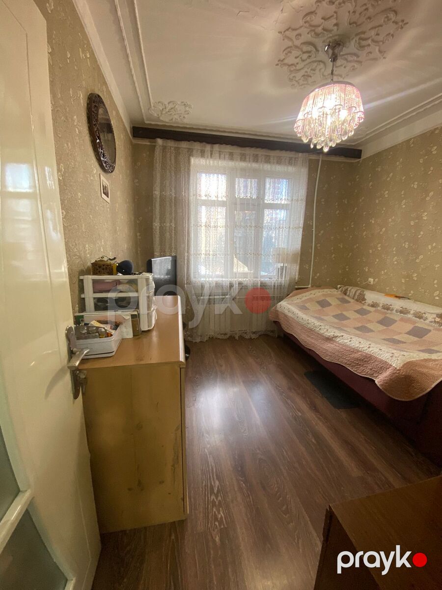 Satılır 4 otaqlı köhnə tikili 135 m² — Mənzil, Bakı (8)