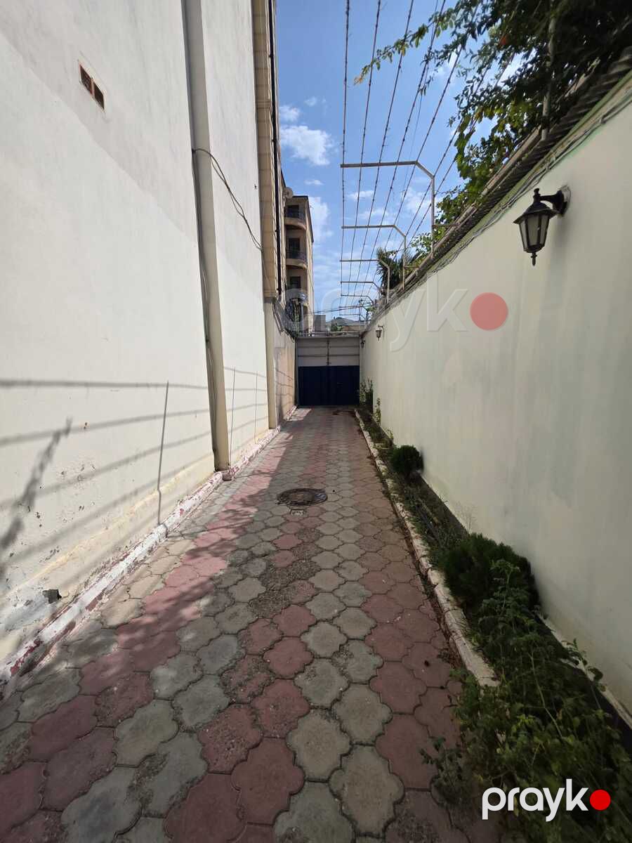 İcarəyə verilir 8 otaqlı həyət evi/bağ evi 500 m² — Ev, villa, Bakı (3)
