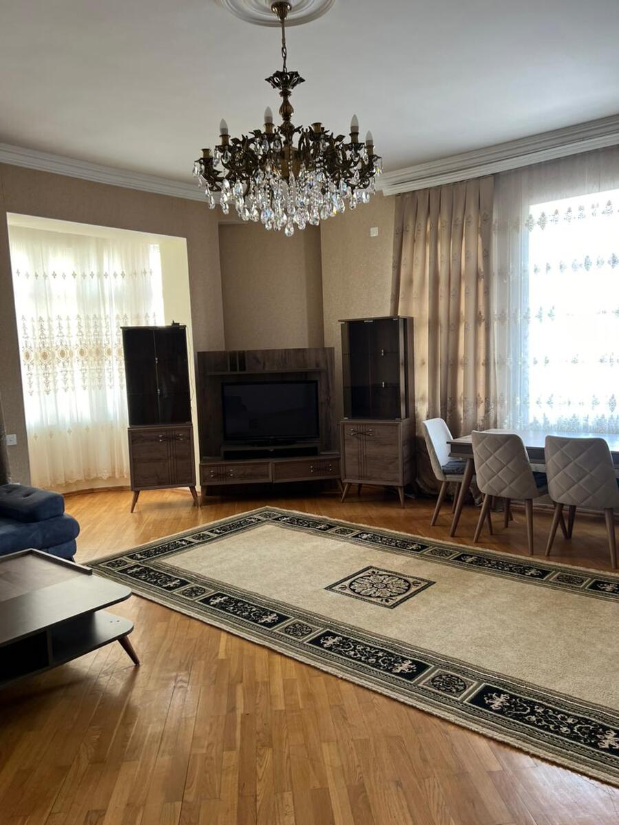 İcarəyə verilir 4 otaqlı yeni tikili 210 m² — Mənzil, Bakı (2)