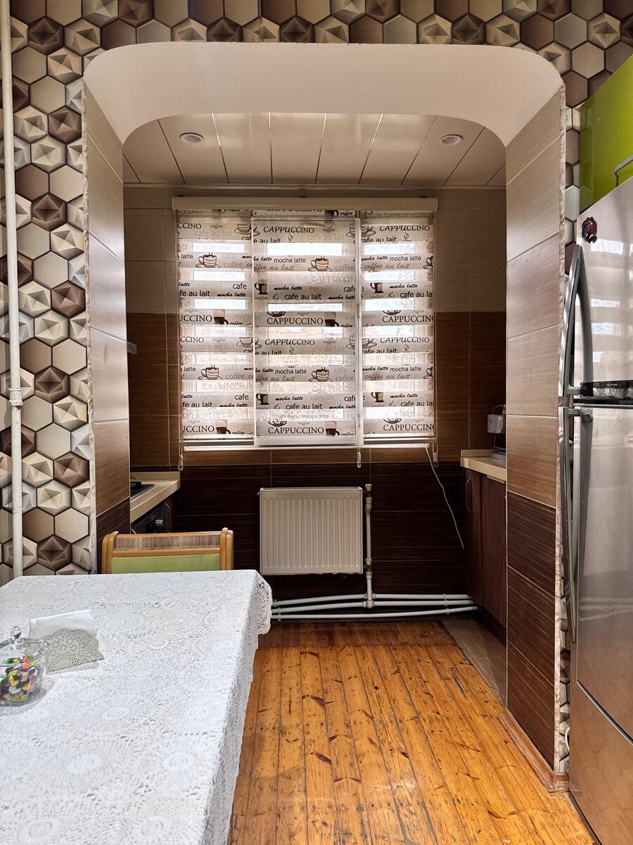Satılır 4 otaqlı köhnə tikili 100 m² — Mənzil, Bakı (10)