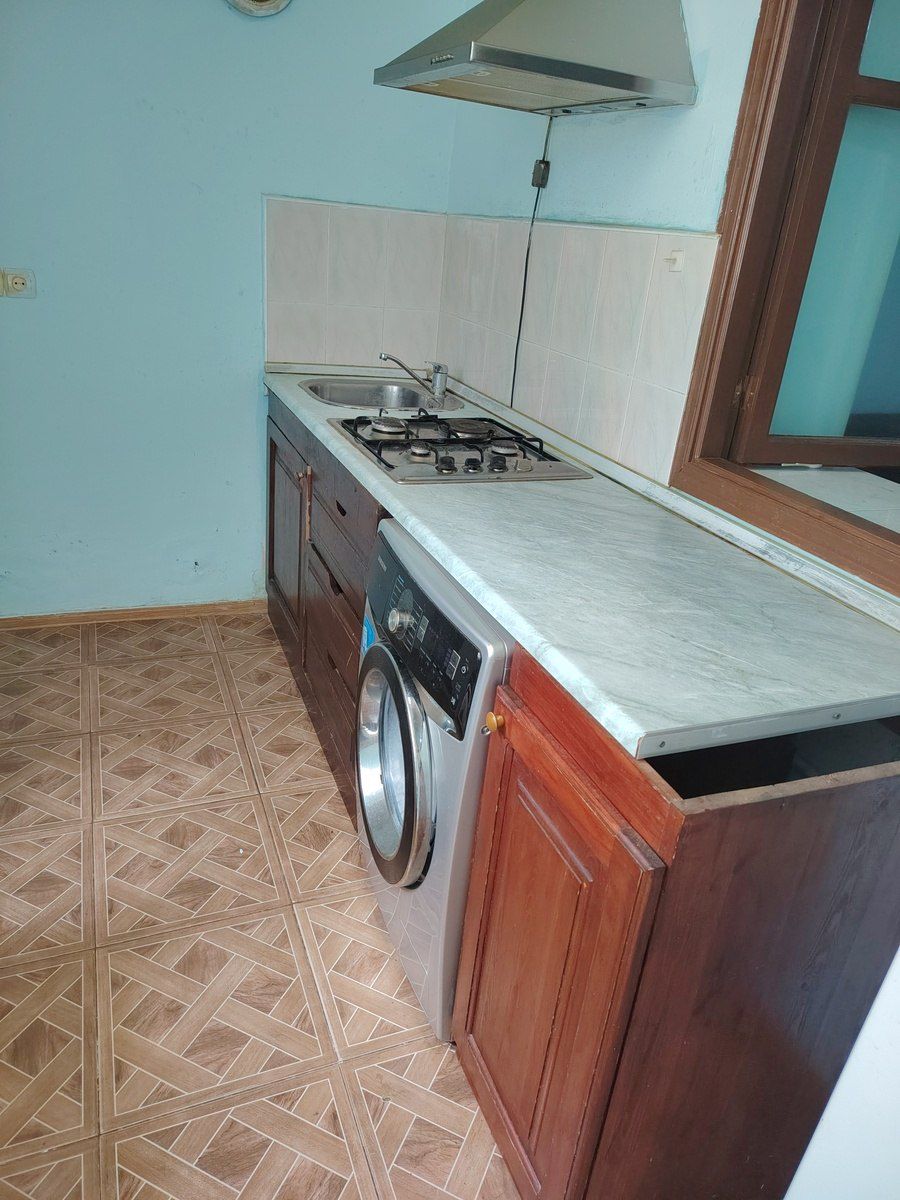 İcarəyə verilir 1 otaqlı köhnə tikili 22 m² — Mənzil, Bakı (3)