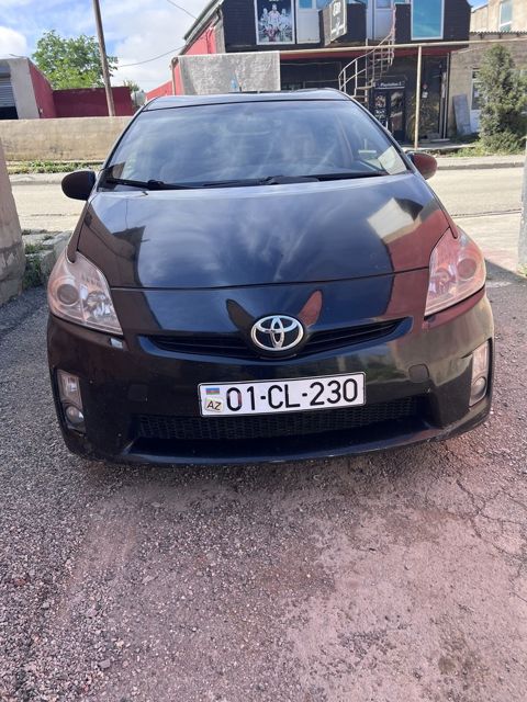 Toyota Prius, 1.8 L, 1.3 kWh, 2010 il, 300 000 km — Bakı