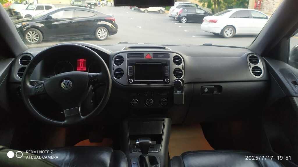 Volkswagen Tiguan, 2.0 L, 2009 il, 216 434 km — Avtomobillər, Bakı (6)