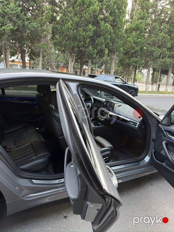 BMW 530e, 2.0 L, 12 kWh, 2021 il, 80 000 km — Avtomobillər, Sumqayıt (9)